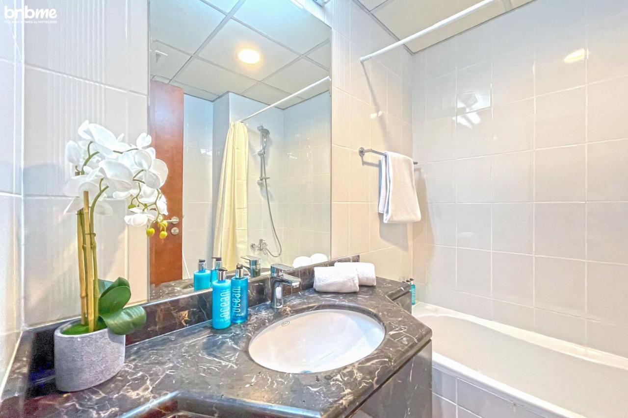 Bnbmehomes - Spacious Studio In Downtown Near Burj Khalifa - 1703 Dubai Buitenkant foto